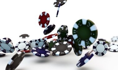 Bet size and spin controls